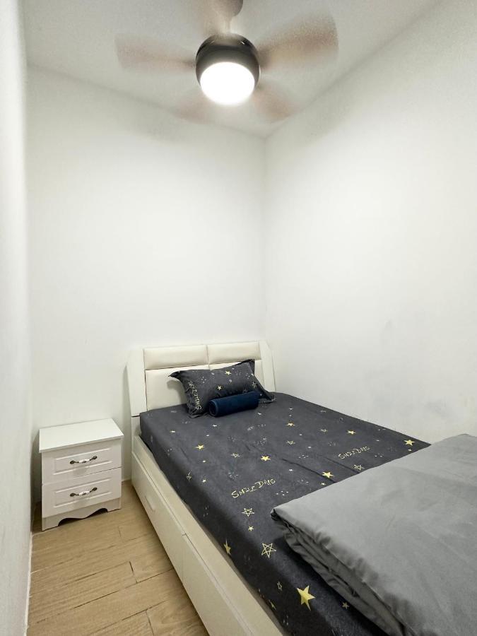 Itcc Manhattan By Stayin 5-6Pax Donggongon Exterior photo